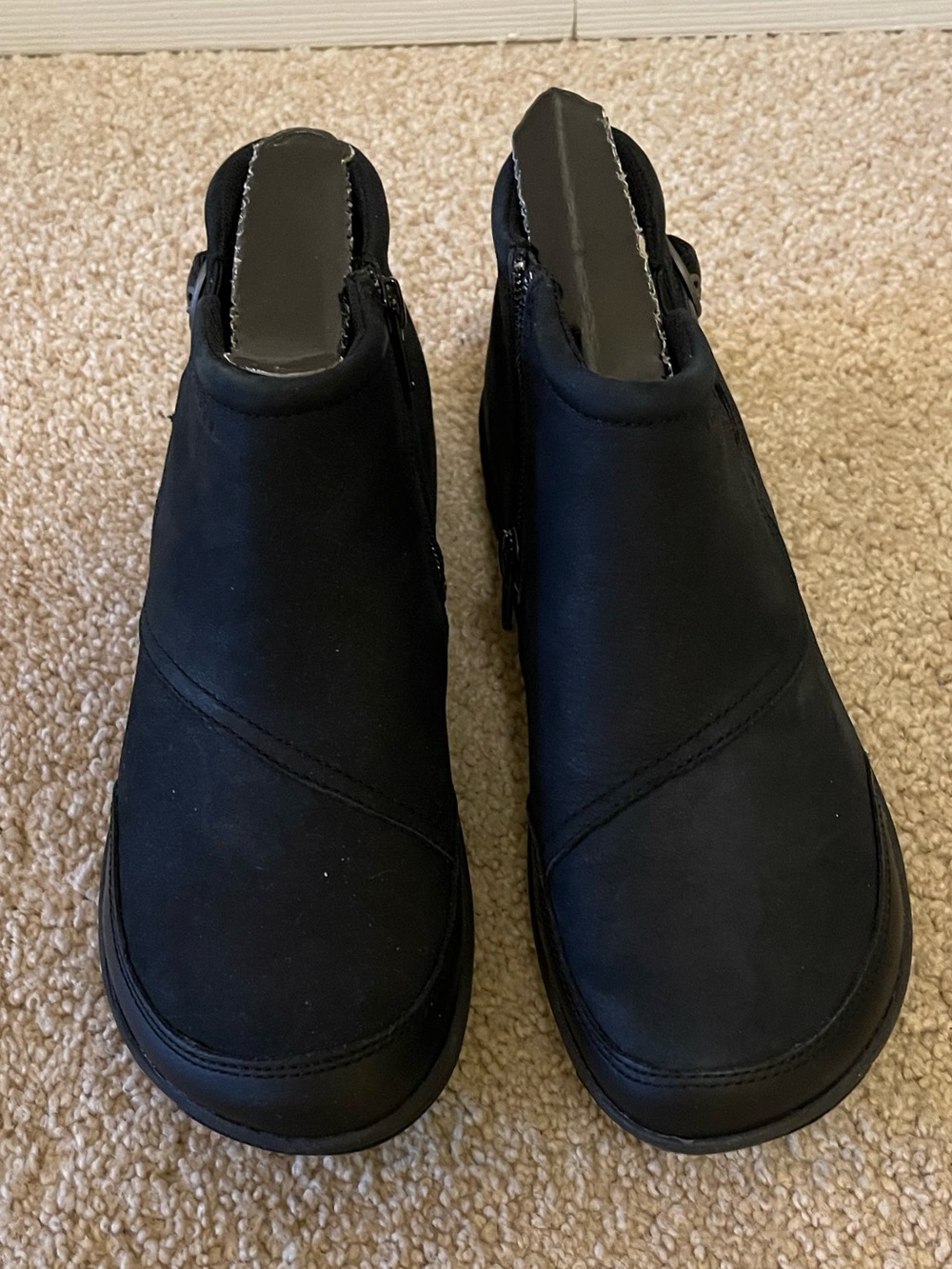 Merrell Boots Womens Sz 8 Black Leather Dassie Ankle Bootie Casual Zip Closure
